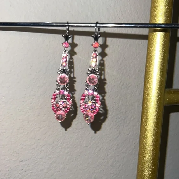 Pink jewels black metal clasp dangle earrings sparkly costume jewelry hang 3” - Picture 13 of 17